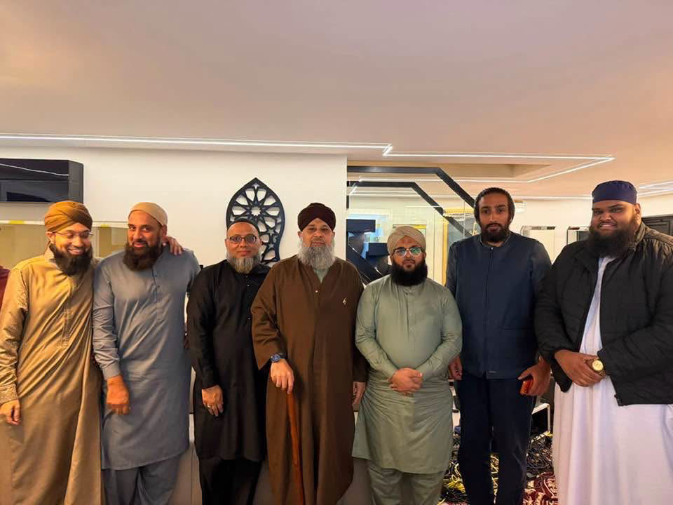 Beautiful Mehfil at brother Farhan residence in Manchester, UK